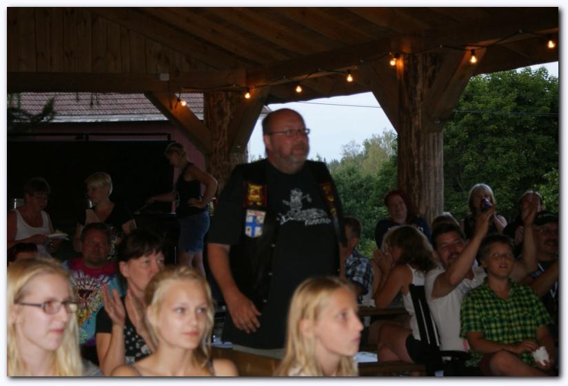 802x537 pixels (53K)